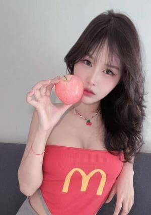 シャーロット姫 新人：みなみちゃん💖本人保証