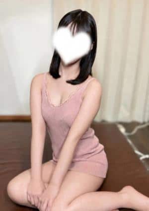 ノイ 都立大学店 中西まい