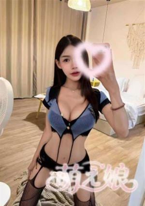 萌え娘 あな