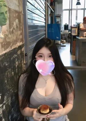 美人魚 ゆい