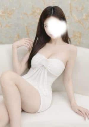 Jenifee 如月かるあ