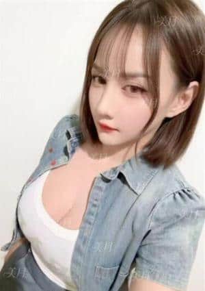 美月 キキ（真人保証）
