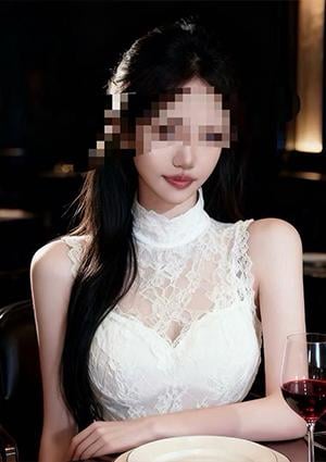 魅惑の女王 キキ