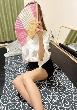 熟女メンズエステ おふくろさん 鶯谷 なお