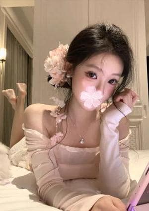 lvy ひとみ