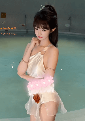 娇藏玫瑰 もも