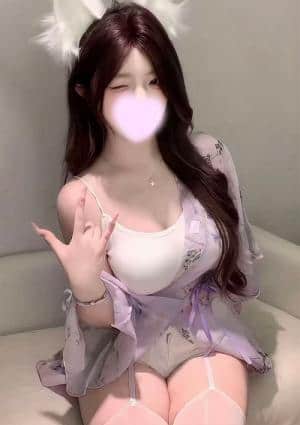 うわうわ エミ
