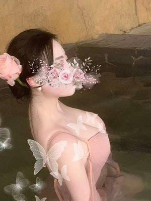 月の雫 ゆみ