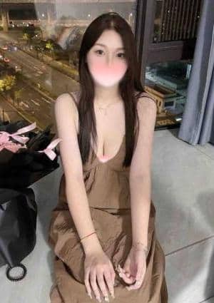 フェニックス れな