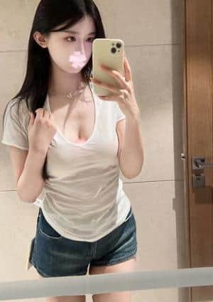 Alina ゆい
