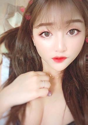 花火 ゆゆ