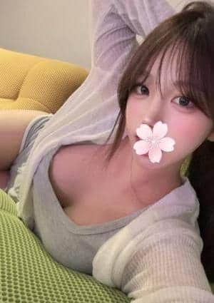 タイ美少女 あやせ