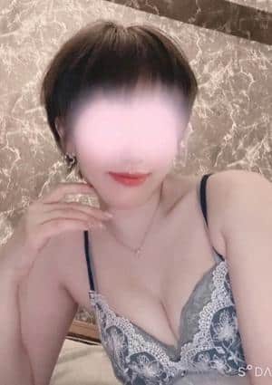 The美魔女 堺東店 汐華(しおばな)