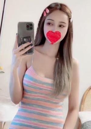 ピンクお姉ちゃん もえ