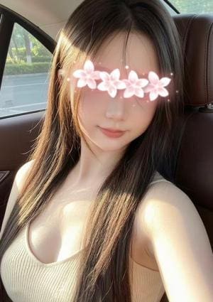 美人 なな