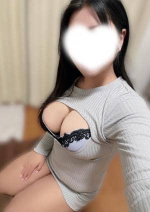 マシュマロエステ 大久保ルーム えり
