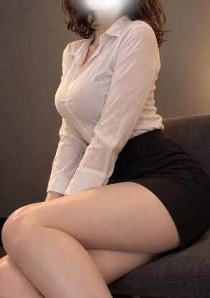 人妻神の手 えみり