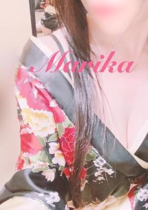 KAGURA 綾瀬　まりか