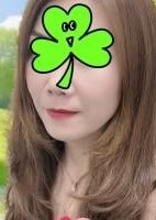 楽屋（らくや） アカさん（30代）