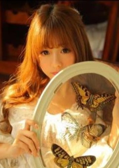 金の月 みきちゃん