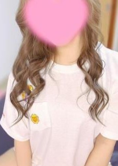まかろん れな