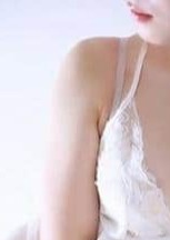 First（ファースト） ゆい