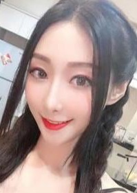紅玫瑰 もも