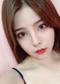 愛嬌美少女 もも