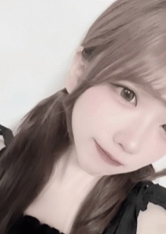 X 吉沢あいな