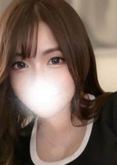 THE HALF（ザ・ハーフ）恵比寿・中目黒 椎名らん