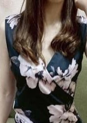 Mrs.Flower Spa 名古屋 伏見ルーム 七海～ナナミ～