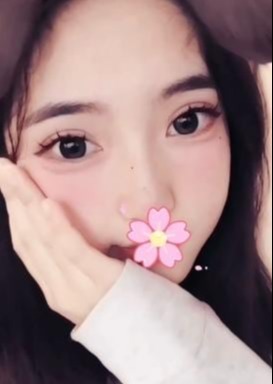 夜の蝶 ララちゃん