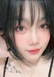 明るい少女 アンナ