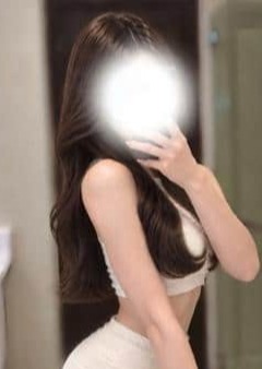 The Gloss 水瀬　ゆい