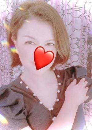 大阪ニューハーフメンズエステのレディボーイズ まお（N.H）