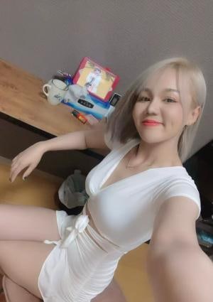 秘密の彼女 新人：じなちゃん💖本人保証