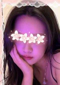 次夏（シカ） ナナ