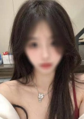 20歳の姫様 えみ