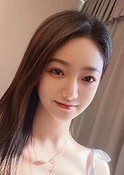 ハタチ美女 かな