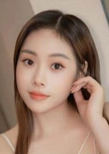 菫（すみれ） まき