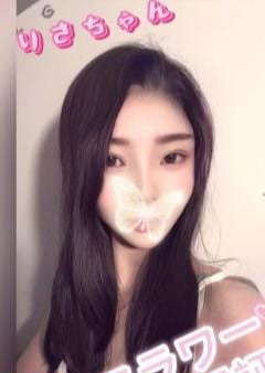 GLOW りさちゃん