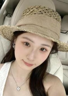 ホワイトフラワー モナちゃん