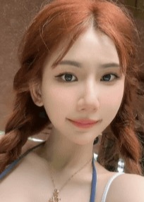 渚のパラソル ユリちゃん