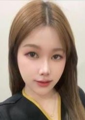 20代の美人 みみ