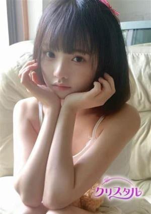 クリスタル にに