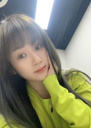 春屋（はるや） さとみ(中国人)