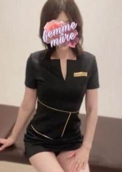 大塚 Femme mûre（ファム・ミュール） 夏目