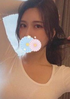 熱情桃 ゆみ