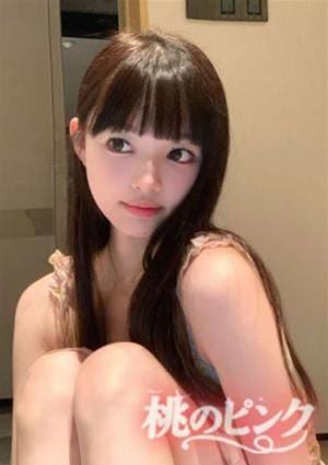 桃のピンク にな