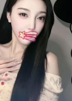 アロマテイアーモ なな